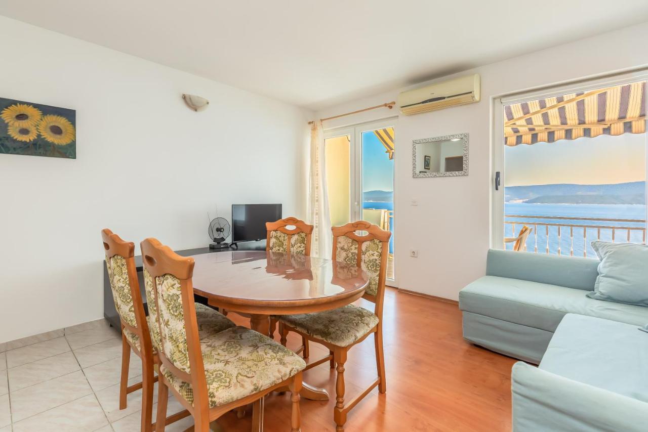 Apartment Seaview Ivana